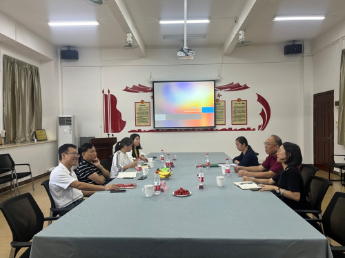 丁勇、方泽强到外语学院进行调研指导.png 丁勇、方泽强到外语学院进行调研指导.png