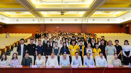 合影留念.jpg