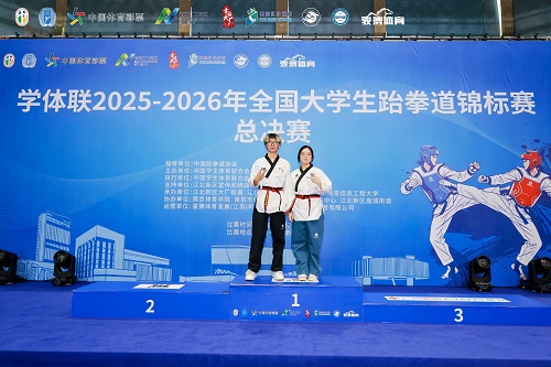 获奖健儿.jpg 获奖健儿.jpg