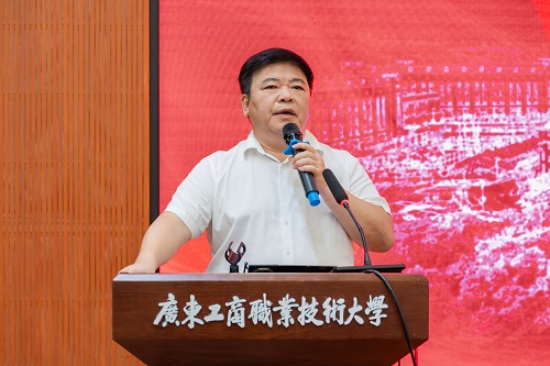 莫秀全讲话.jpg 莫秀全讲话.jpg
