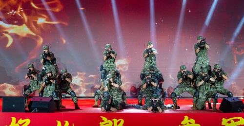 文艺展演3.jpg
