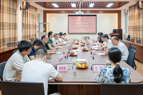 座谈现场.jpg 座谈现场.jpg